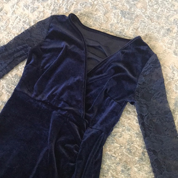 Dress - Picture 2 of 3